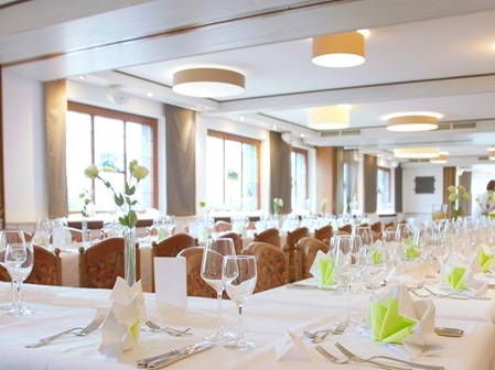 Restaurant with banquet table